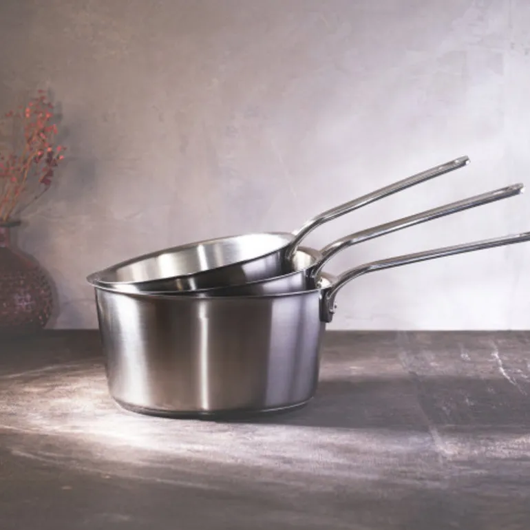 3 casseroles en inox brossé 1826