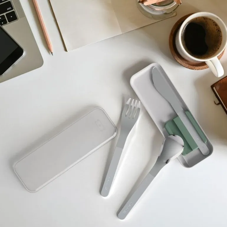 Couverts en inox vert Slim Box Monbento