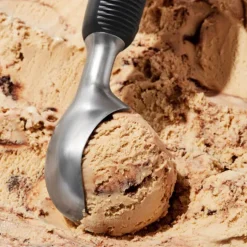 Cuillère à glace noir et inox