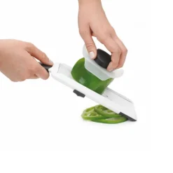 Mandoline à main