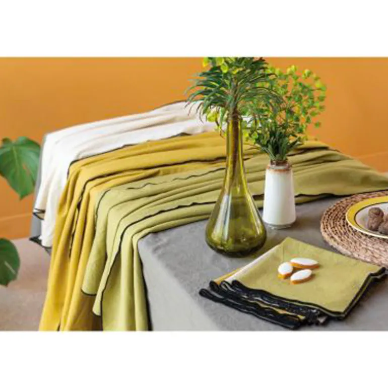 Nappe recyclée Grace kaki 140x250