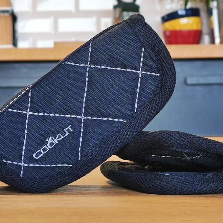 Paire de maniques noires Cookut