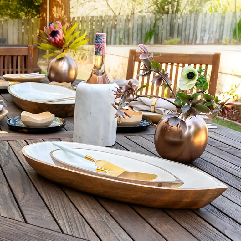 Plat de présentation en bois ovale Madras Be Home