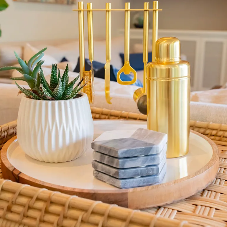 Plateau de présentation en bois rond Madras Be Home
