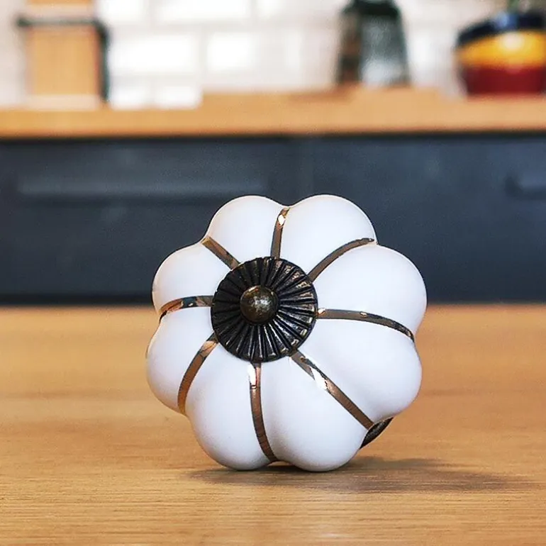 Poignée cocotte citrouille blanche