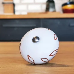 Poignée der cocotte blanche
