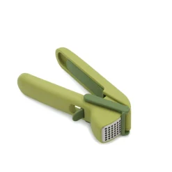 Presse-ail auto nettoyant