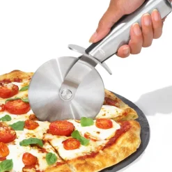 Roulette à pizza en inox