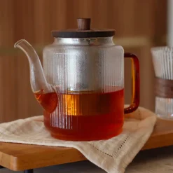 Théière en verre ambre 1,2 L Karl Ogo