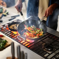 Wok antiadhésif 32cm bleu Space Joseph Joseph